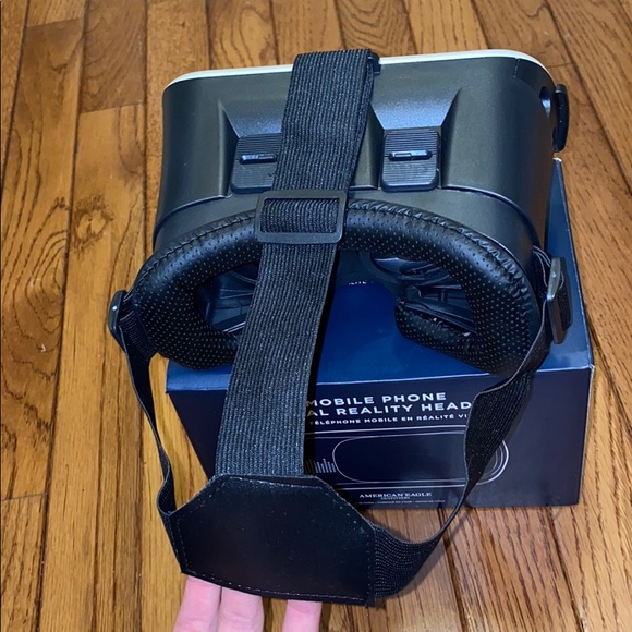 virtual reality headset - Picture 3 of 3